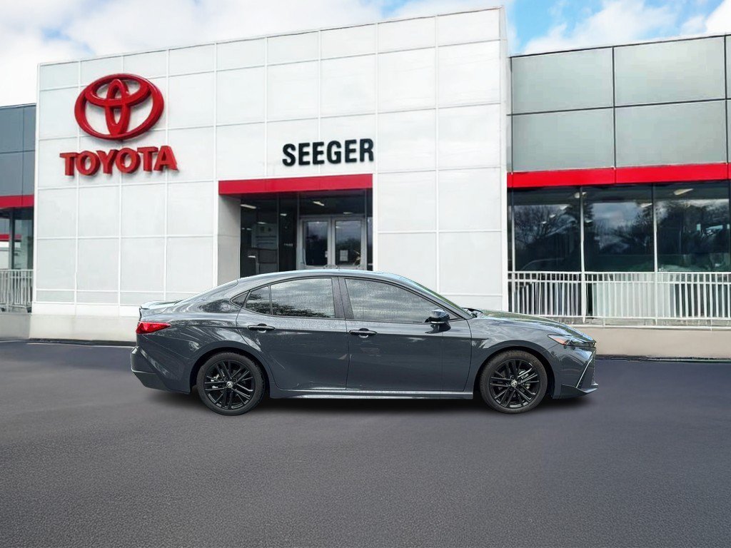 Used 2026 Toyota Camry SE w/ Multimedia Upgrade Package FWD image 2