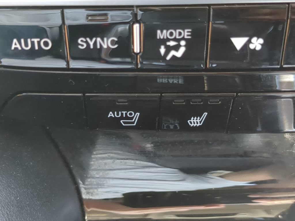 Used 2024 Acura MDX w/ Technology Package FWD image 25