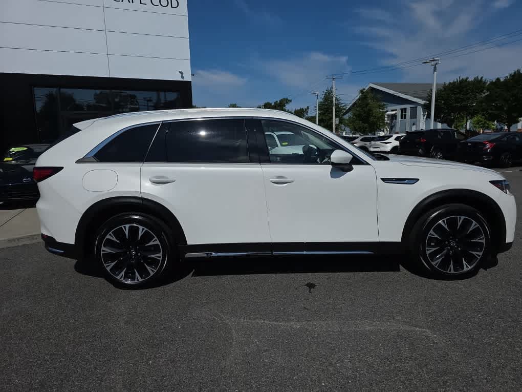 Used 2025 MAZDA CX-90 Plug-In Hybrid w/ Premium Plus AWD/4WD image 5