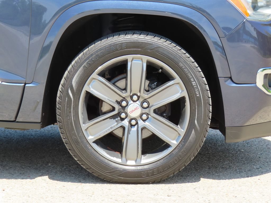 Certified 2019 GMC Acadia Denali w/ Technology Package AWD/4WD image 15