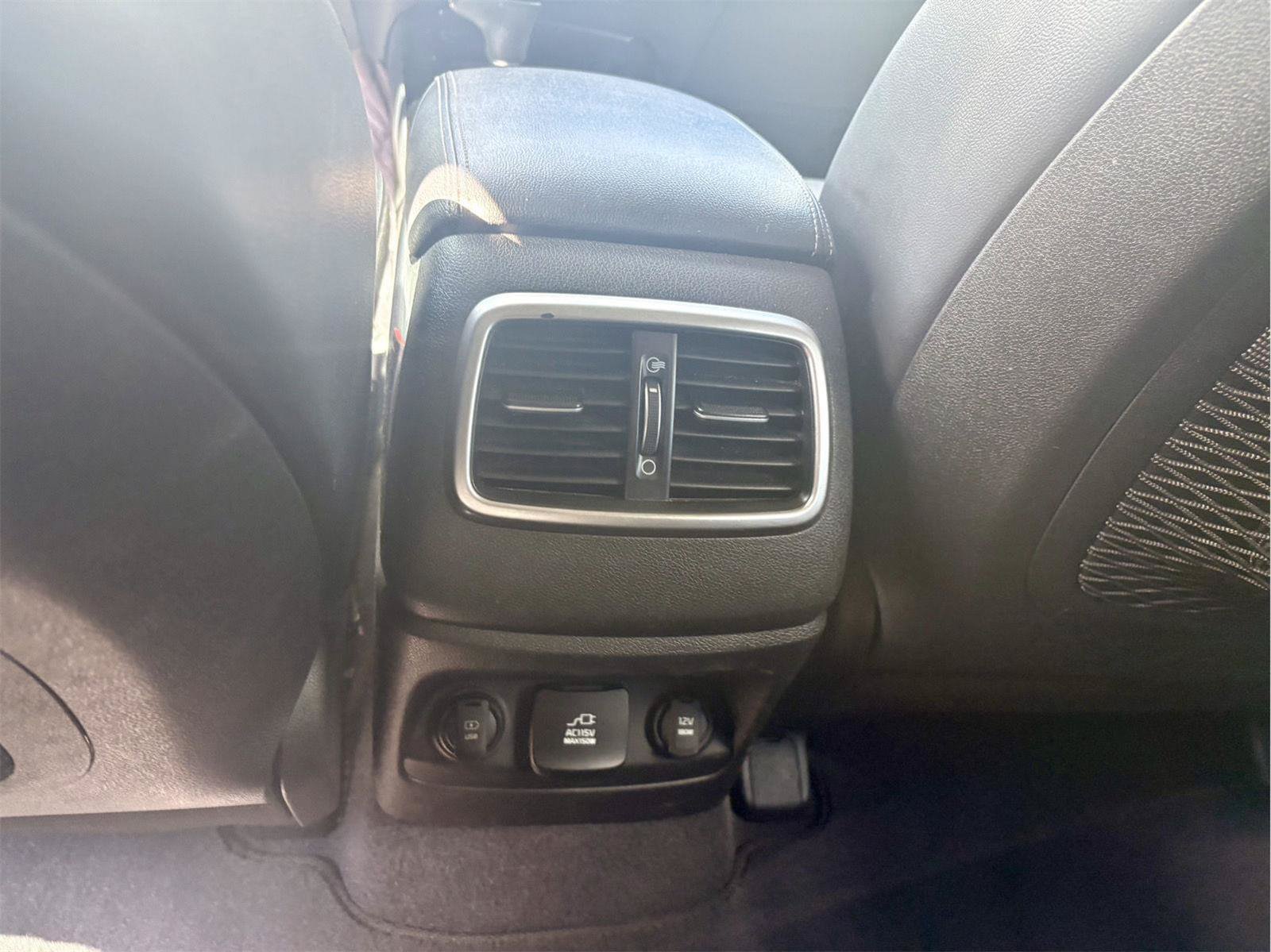 Used 2019 Kia Sorento SX FWD image 11