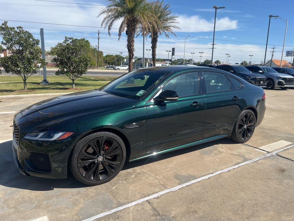 Used 2024 Jaguar XF R-Dynamic SE image 3