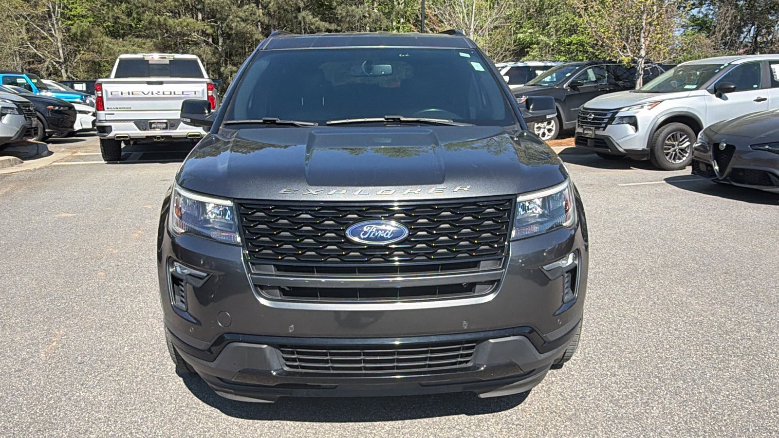 Used 2019 Ford Explorer Sport image 3