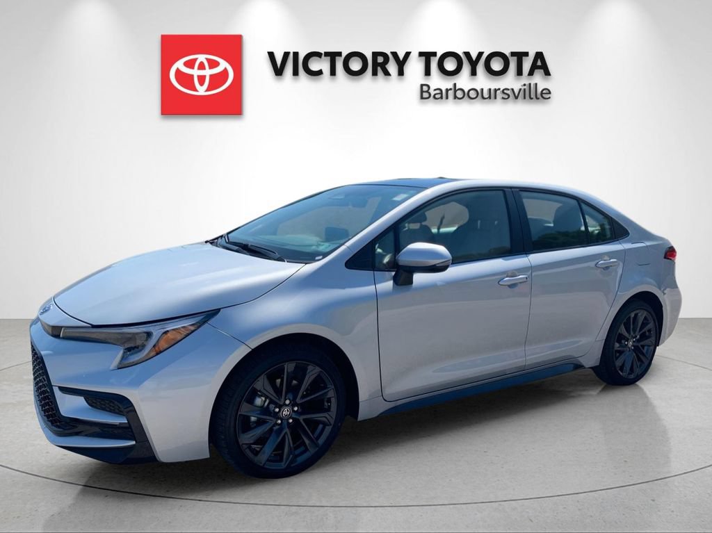 Used 2026 Toyota Corolla SE FWD image 1