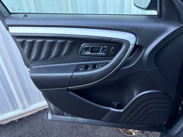 Used 2019 Ford Taurus SEL w/ Equipment Group 201A FWD image 24