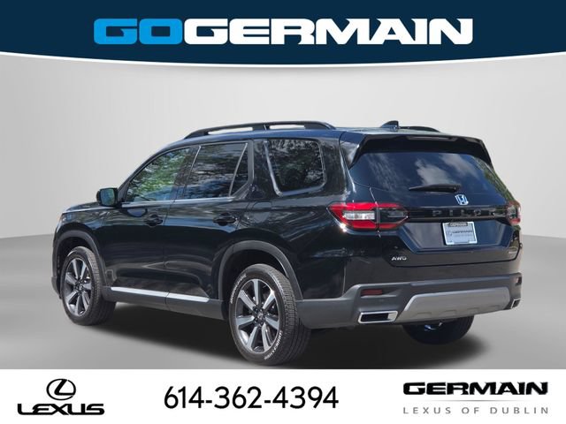 Used 2025 Honda Pilot Touring image 10