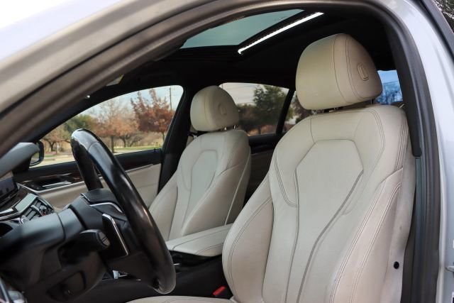 Used 2017 BMW 540i xDrive image 15