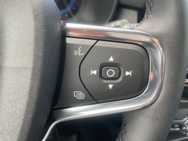 Certified 2023 Volvo XC40 Recharge Ultimate w/ Protection Package Premier image 16