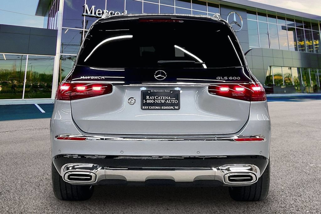 New 2026 Mercedes-Benz Maybach GLS 600 4MATIC image 4