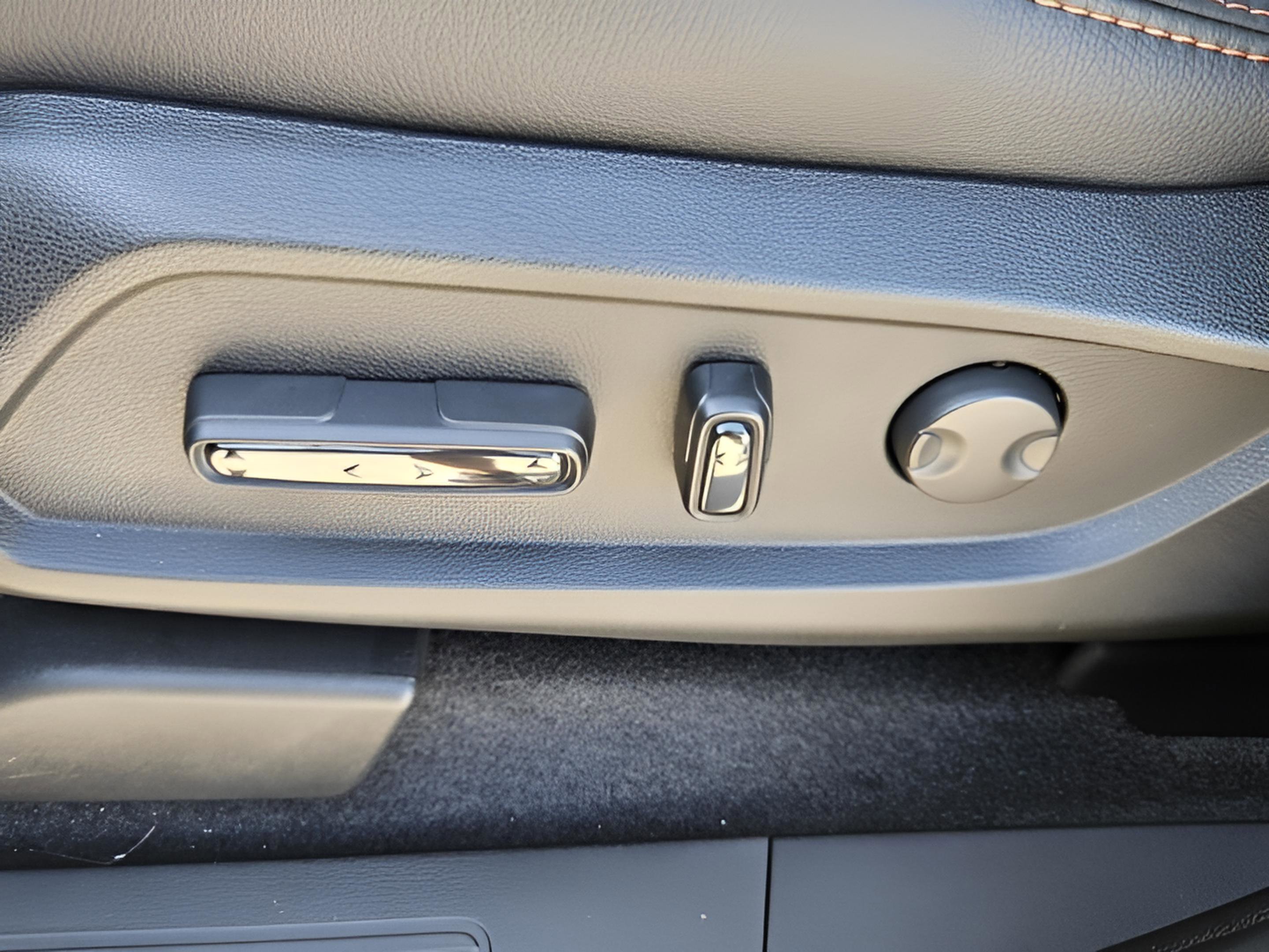 New 2025 Honda Pilot TrailSport image 10