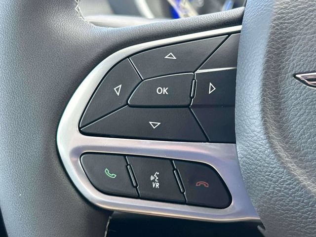 New 2026 Chrysler Pacifica Select FWD image 30