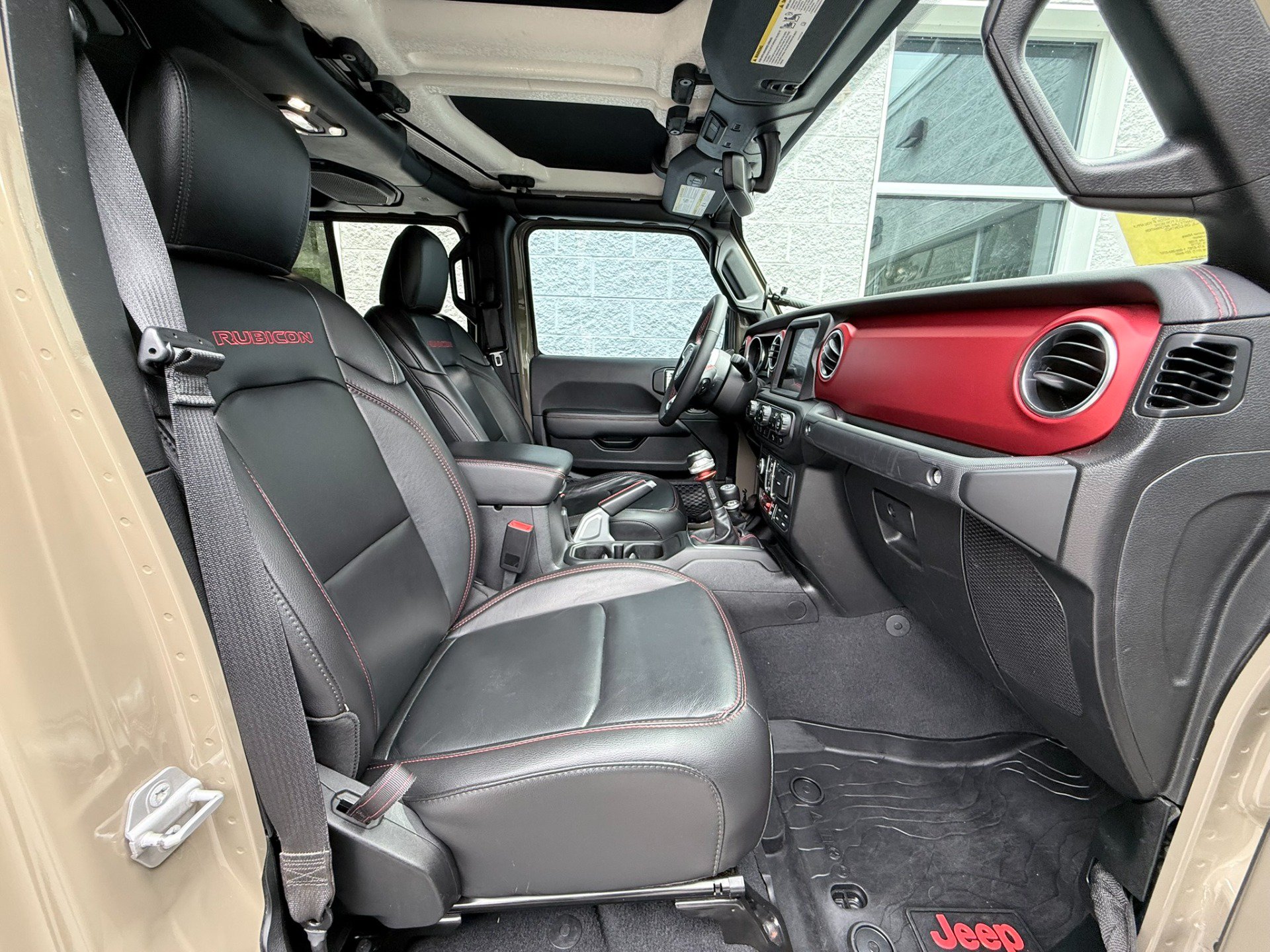 Used 2020 Jeep Gladiator Rubicon AWD/4WD image 29