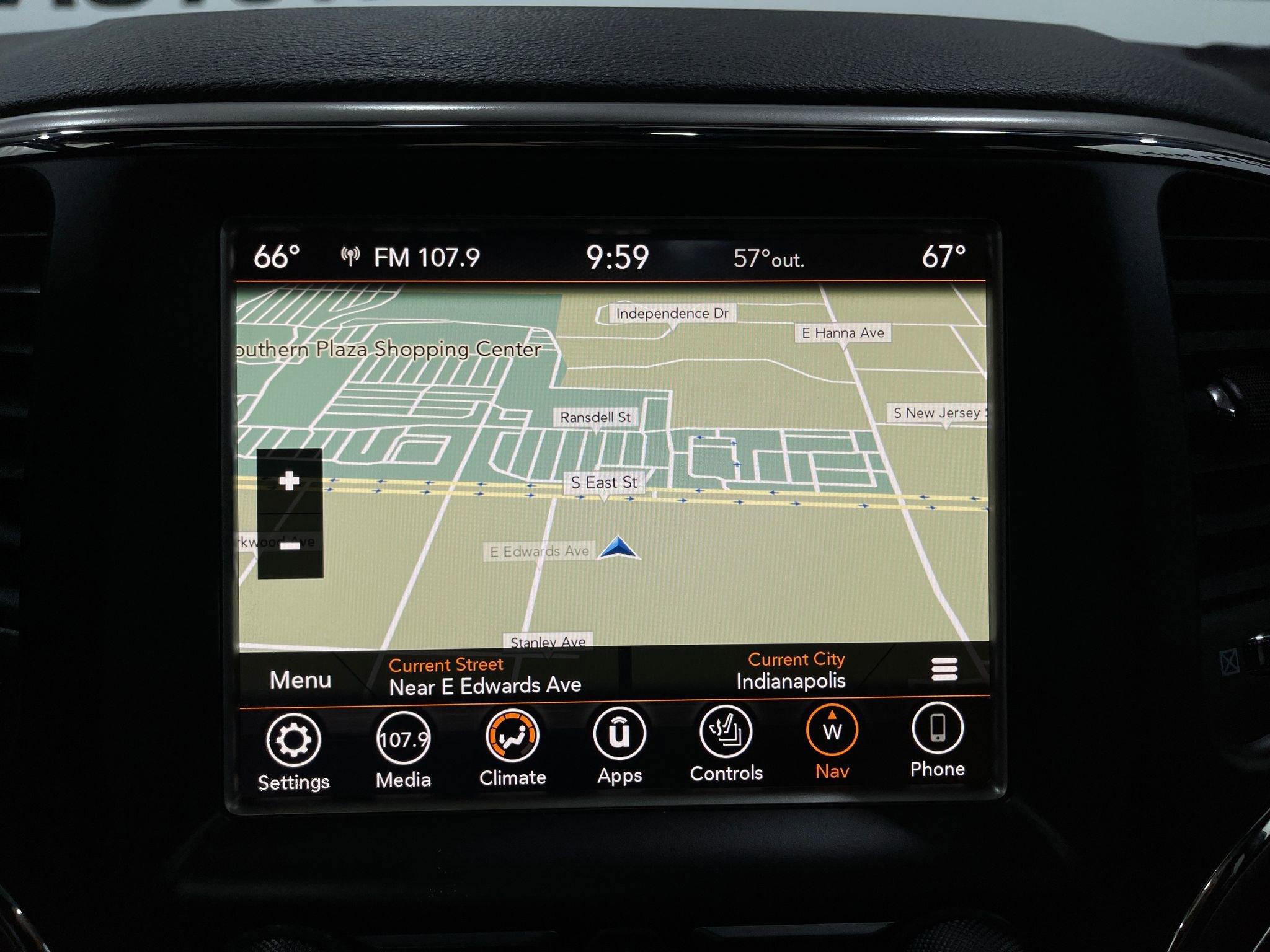 Used 2018 Jeep Grand Cherokee Limited image 10