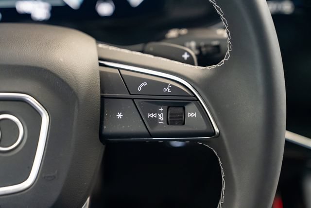 Used 2025 Audi Q8 Prestige AWD/4WD image 16