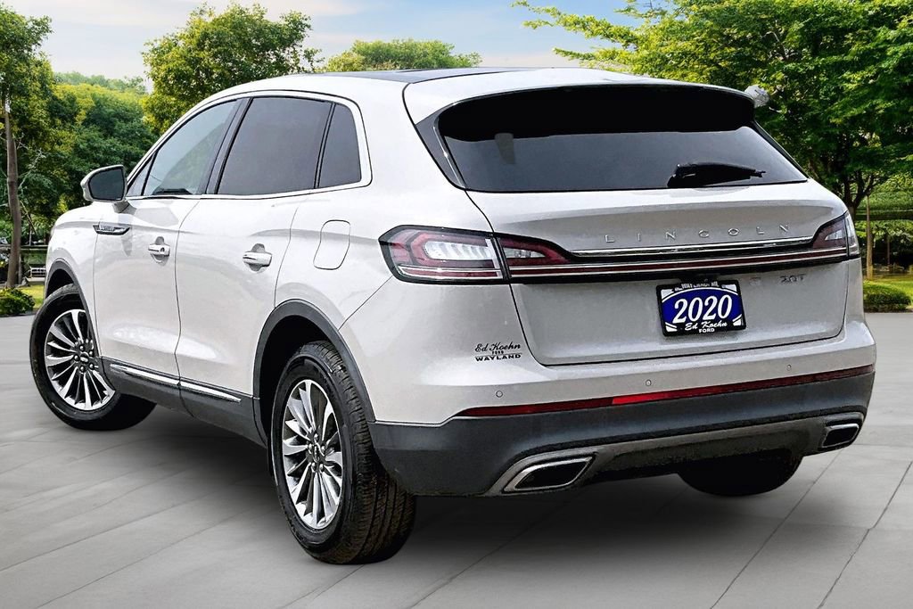 Used 2020 Lincoln Nautilus Reserve FWD image 2