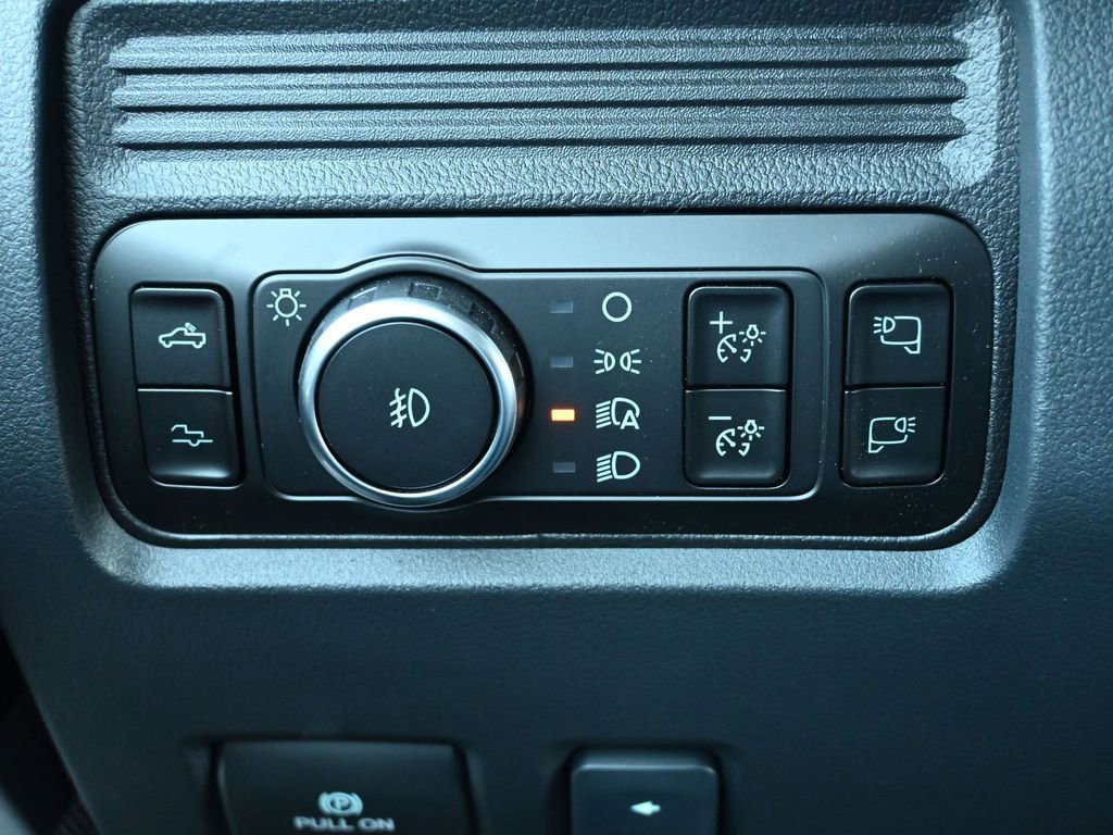 New 2026 Ford F350 Platinum image 36