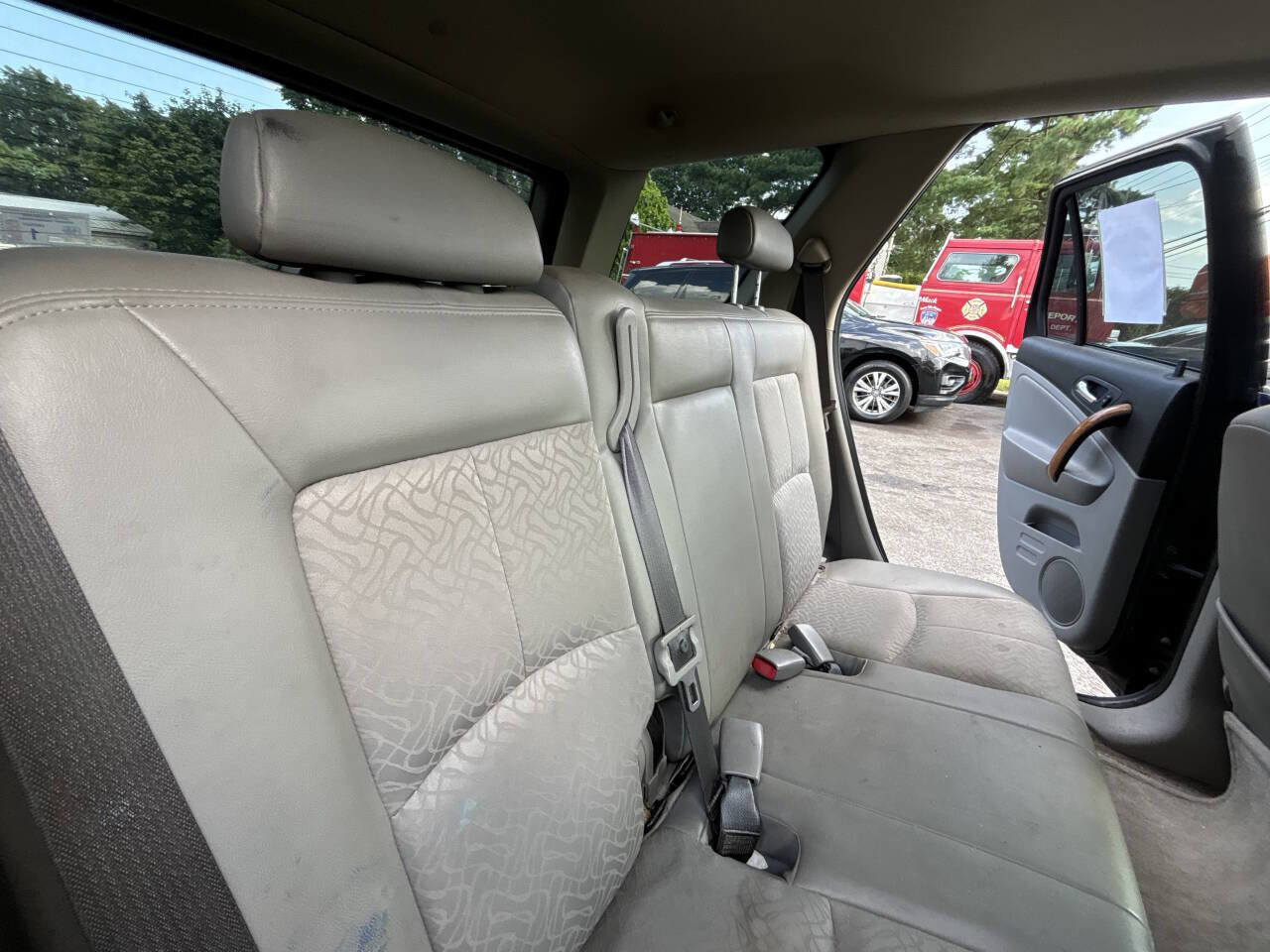 Used 2006 Saturn Vue 2WD V6 image 22