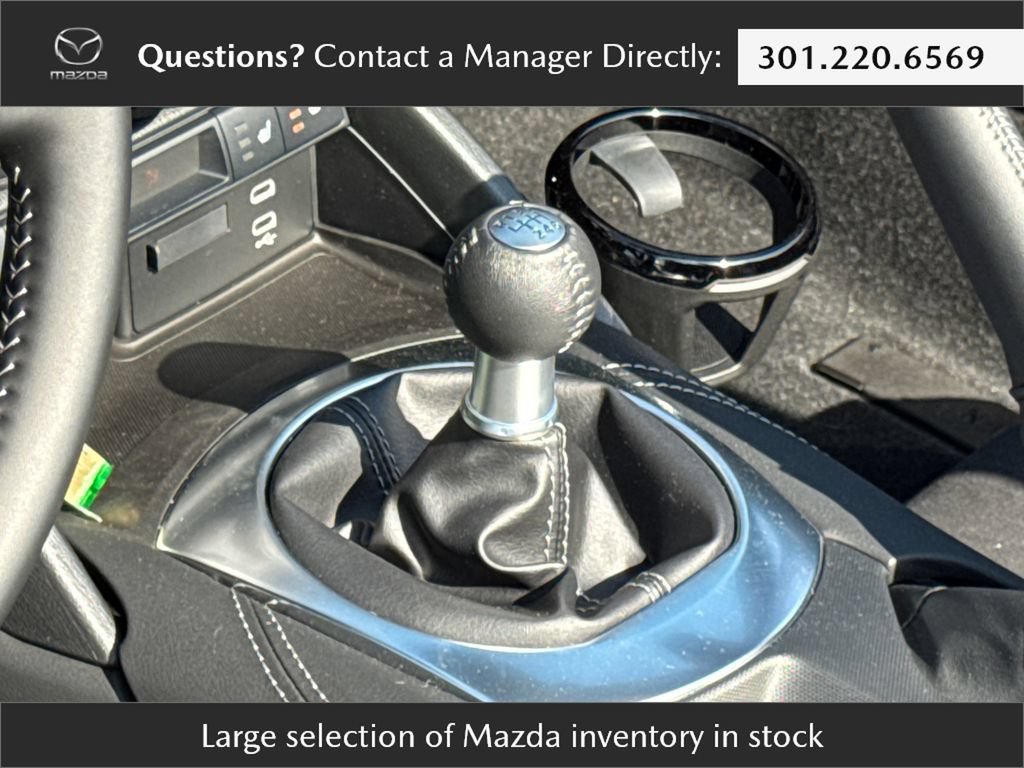 New 2026 MAZDA MX-5 Miata Club w/ Interior Package RWD image 15