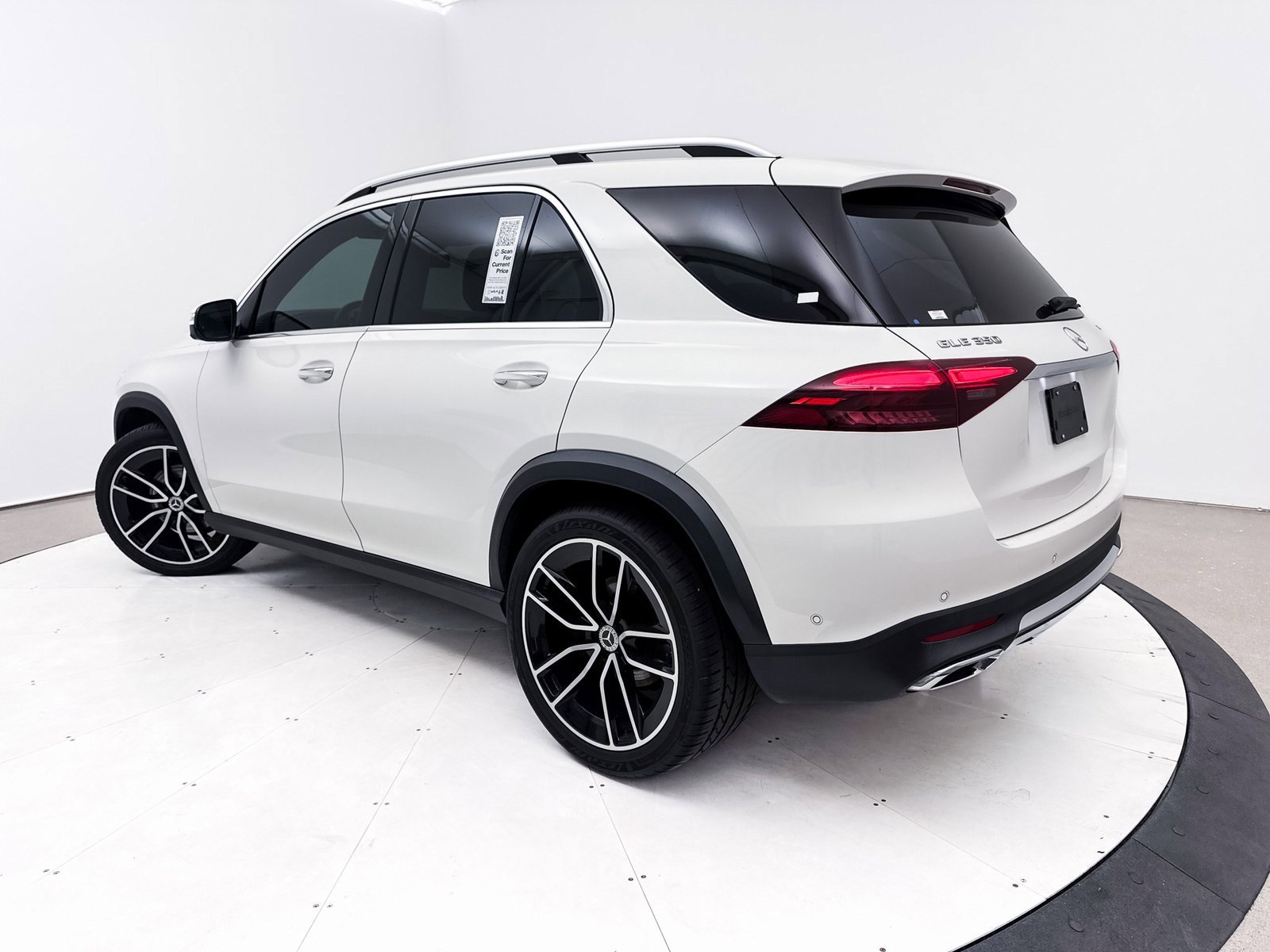 Used 2024 Mercedes-Benz GLE 350 4MATIC image 35