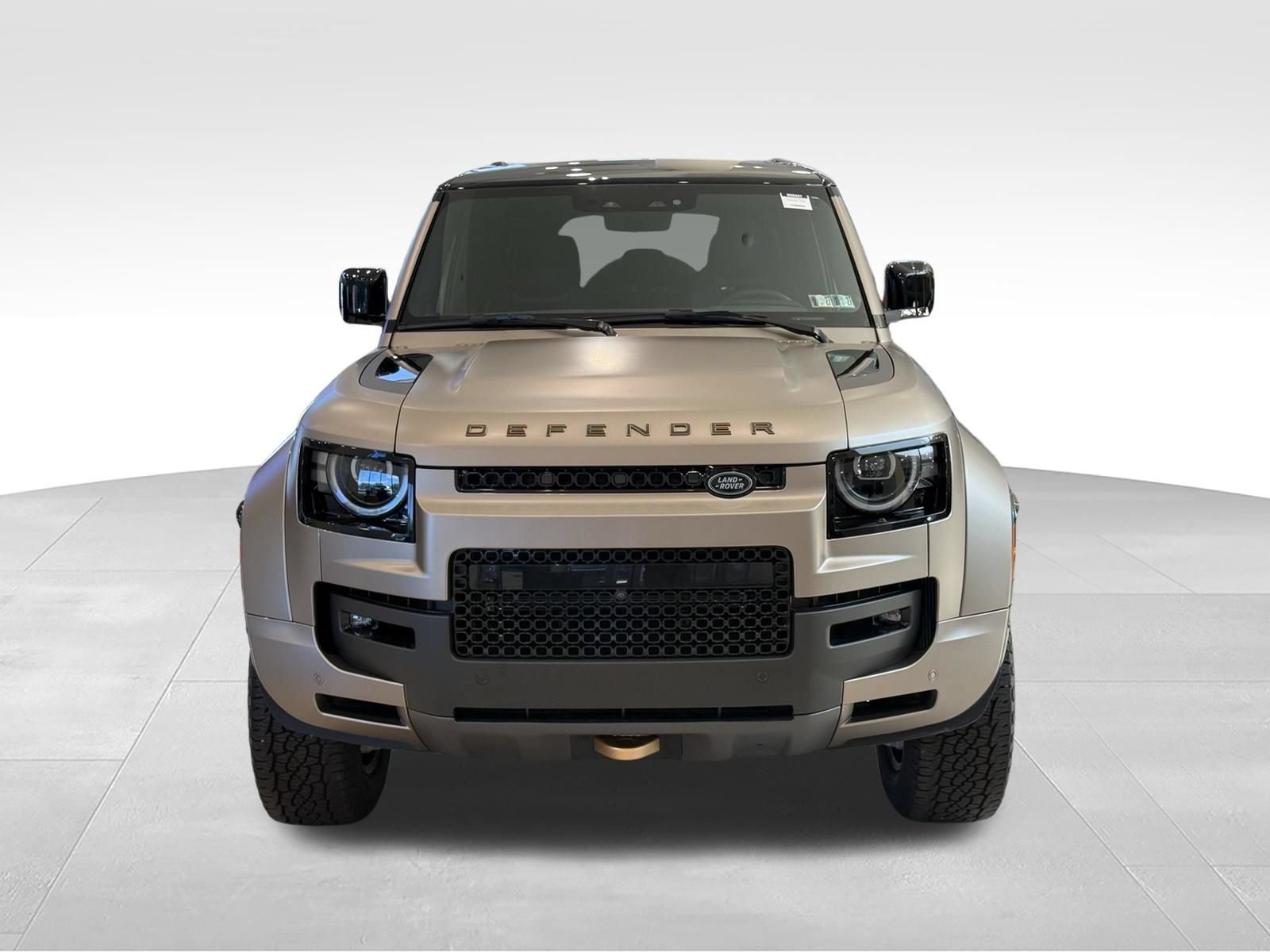 New 2026 Land Rover Defender 110 OCTA AWD/4WD image 9