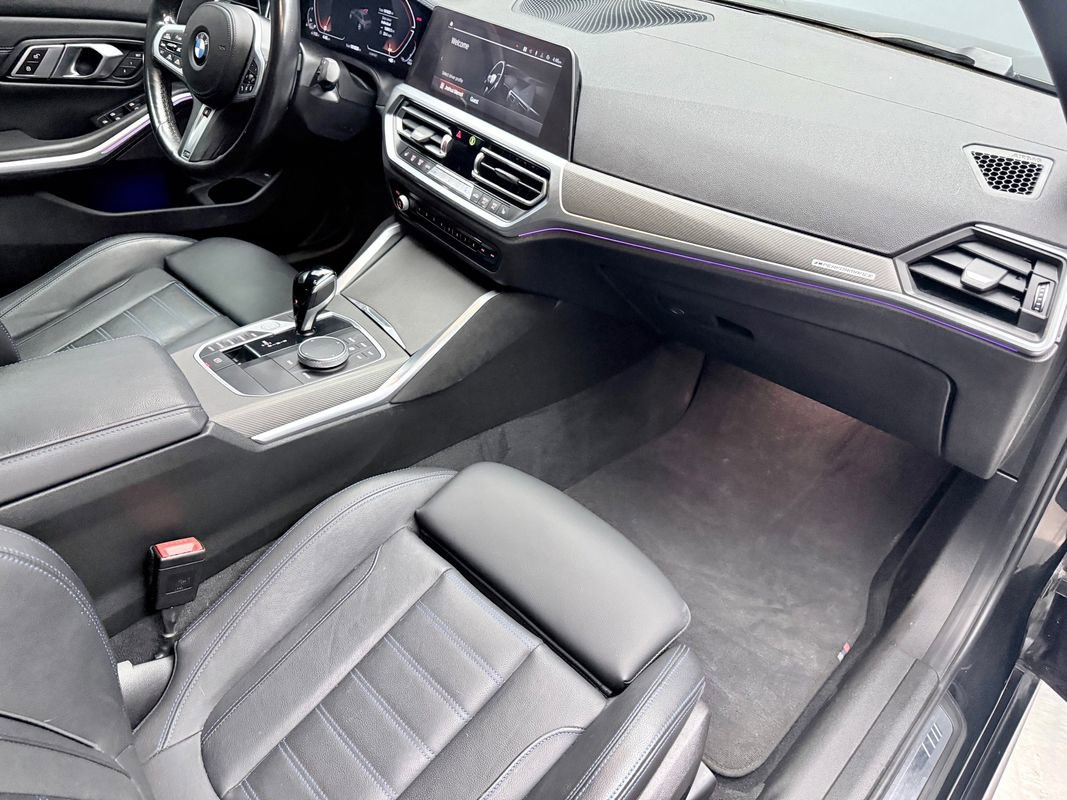 Used 2022 BMW M340i xDrive image 11