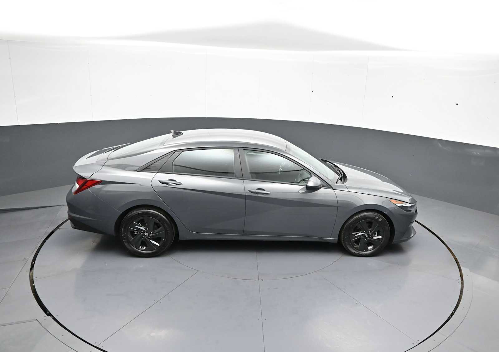 Certified 2023 Hyundai Elantra SEL FWD image 35