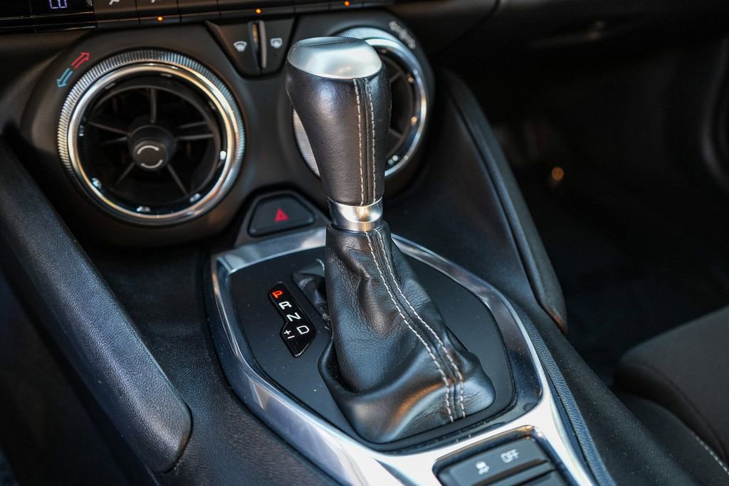 Used 2018 Chevrolet Camaro LT w/ RS Package image 20