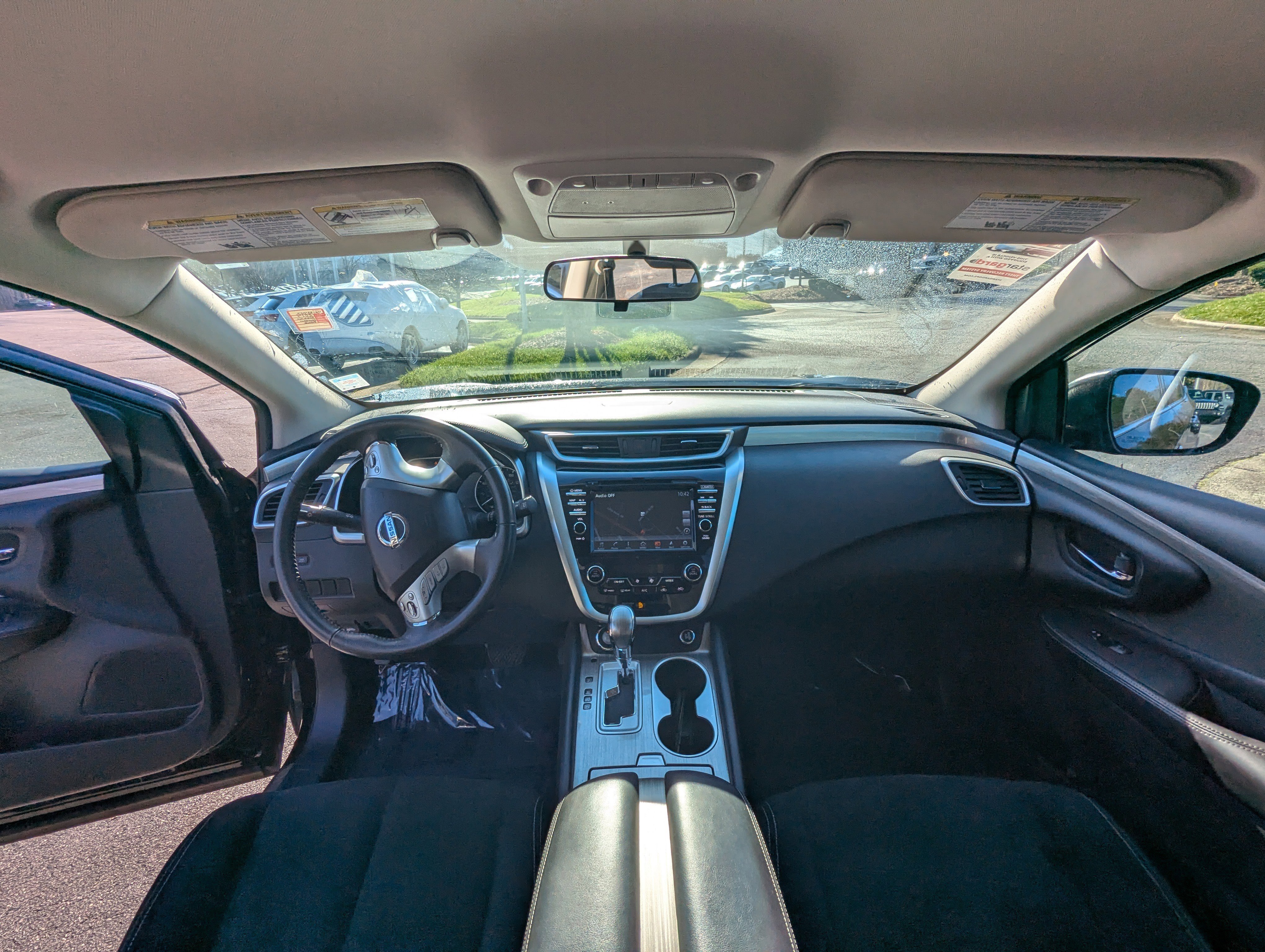 Used 2017 Nissan Murano SV image 12