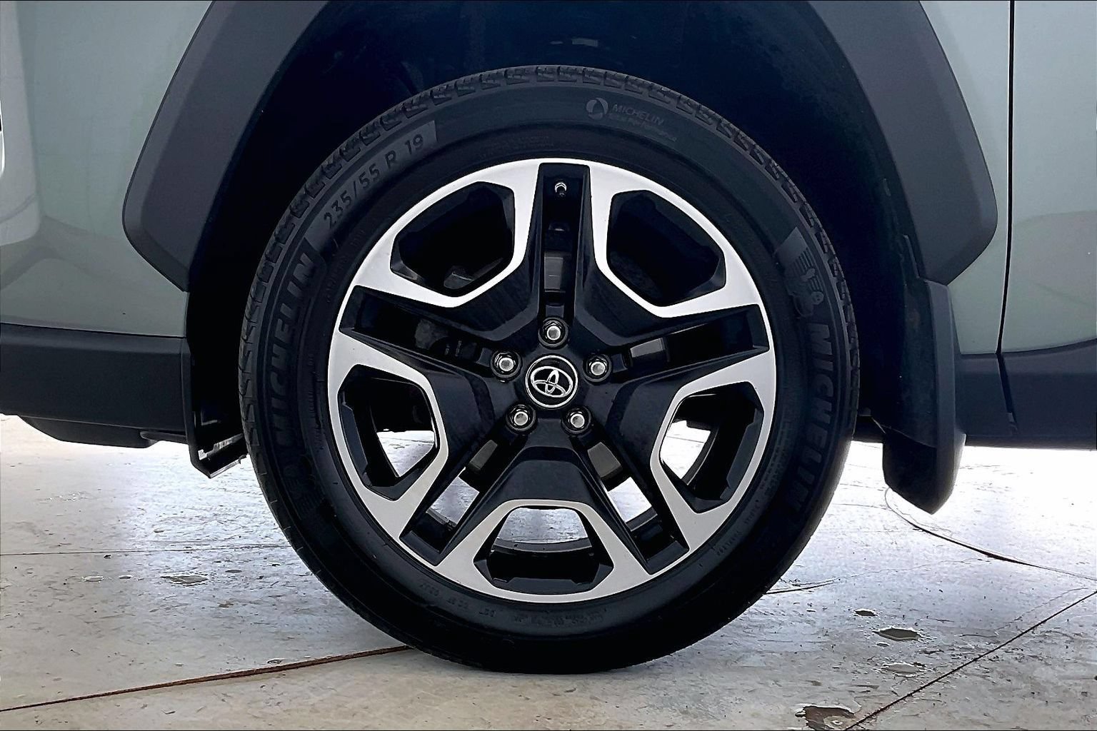 Used 2019 Toyota RAV4 Adventure w/ All Weather Liner Package AWD/4WD image 9
