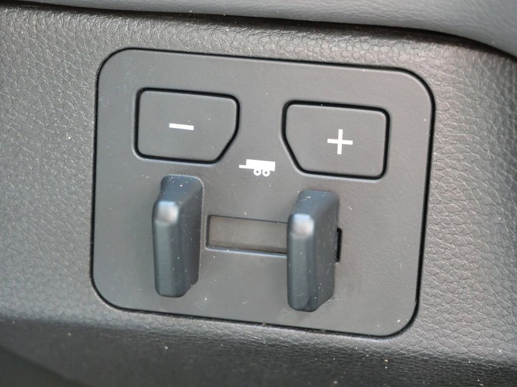 Used 2025 Toyota Tundra Platinum image 48