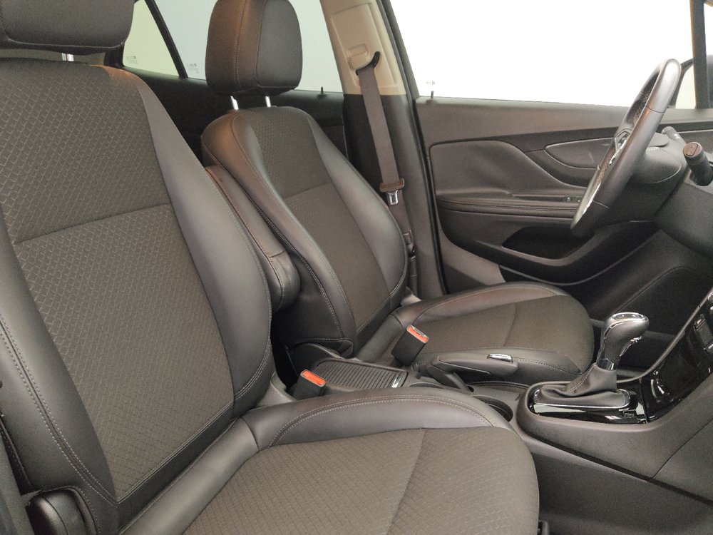 Used 2019 Buick Encore Sport Touring w/ Safety Package FWD image 21