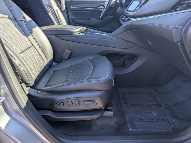 Used 2023 Buick Enclave Avenir w/ Avenir Technology Package image 42