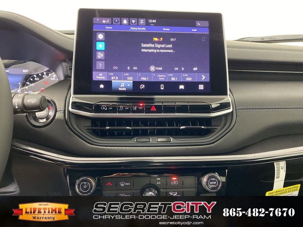 New 2026 Jeep Compass Latitude image 22