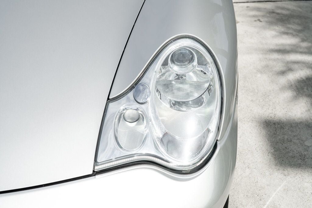 Used 2001 Porsche 911 Turbo AWD/4WD image 15