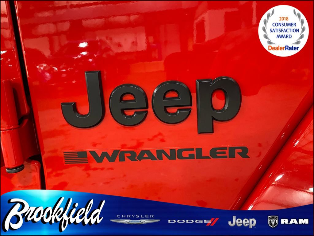 New 2025 Jeep Wrangler Sahara image 10