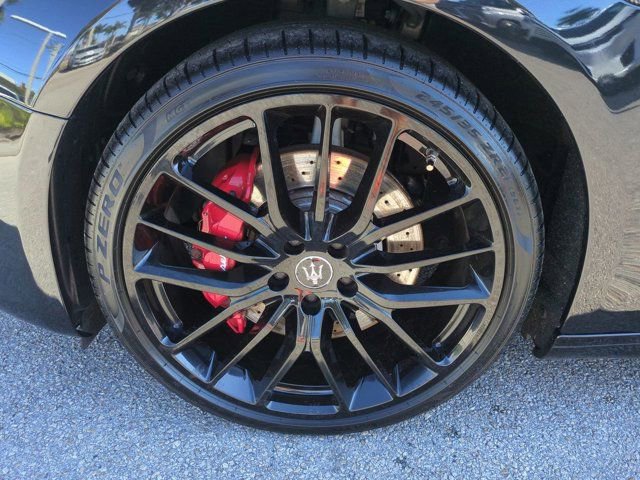 Used 2021 Maserati Ghibli S GranSport image 10