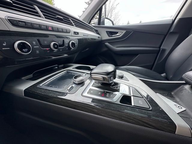 Used 2019 Audi Q7 2.0T Premium AWD/4WD image 16