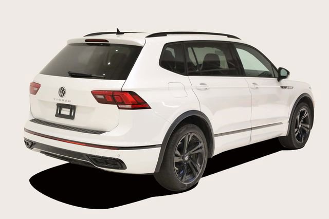 Used 2023 Volkswagen Tiguan SE R-Line image 6