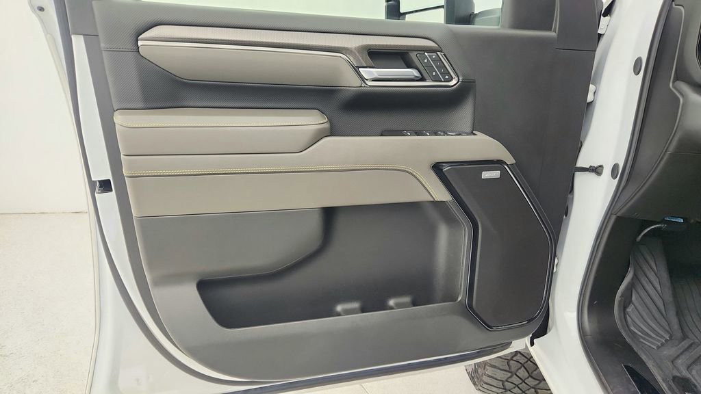 Used 2024 Chevrolet Silverado 2500 ZR2 w/ ZR2 Bison Edition image 27