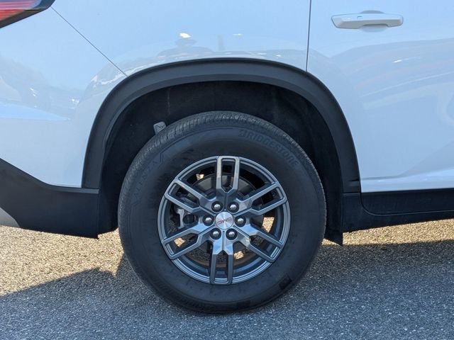 Used 2025 GMC Acadia Elevation image 11