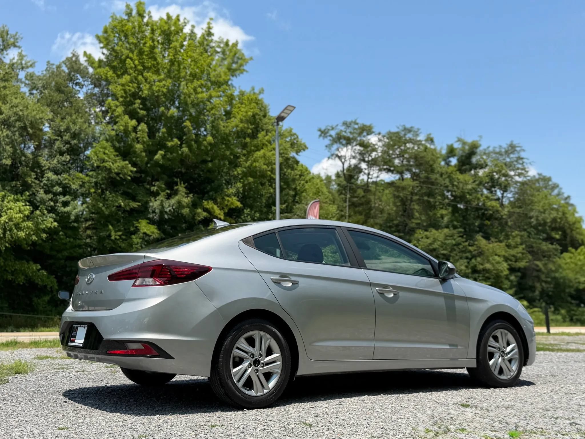 Used 2020 Hyundai Elantra SEL w/ Cargo Package (C1) FWD image 6