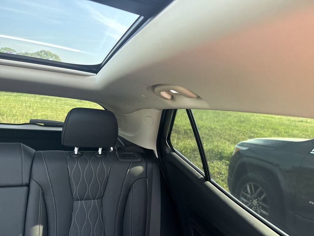 Certified 2023 Buick Envision Avenir image 12