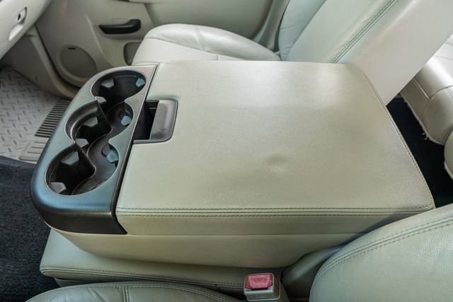 Used 2014 Chevrolet Silverado 2500 LT w/ Interior Plus Package AWD/4WD image 31