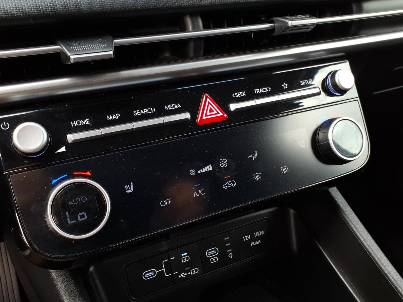 Certified 2025 Hyundai Tucson SEL FWD image 20