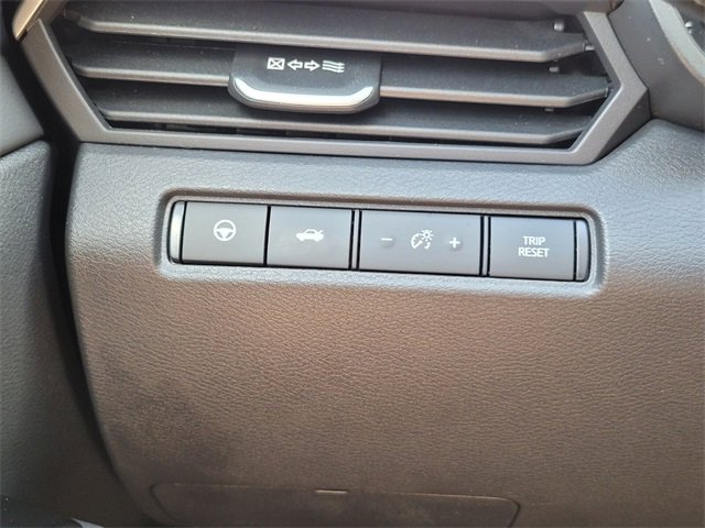 Used 2024 Nissan Altima 2.0 SR image 40