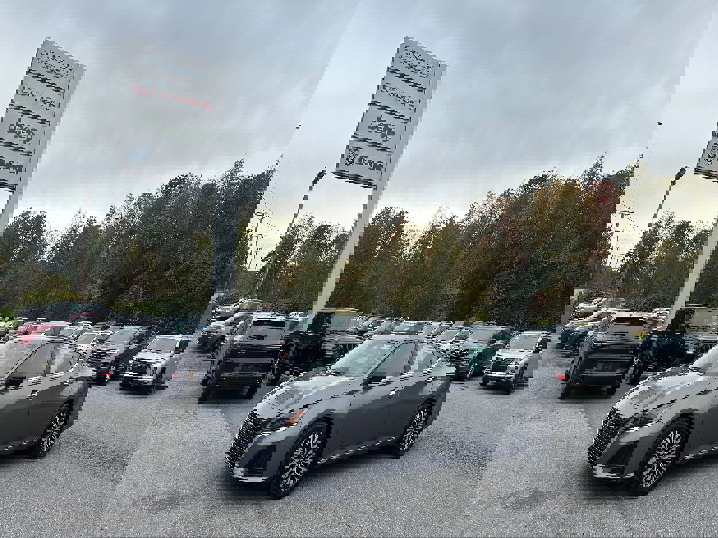 Used 2024 Nissan Altima 2.5 SV