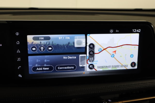 Used 2023 Nissan Ariya FWD image 27