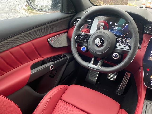 New 2025 Maserati Grecale Trofeo image 42