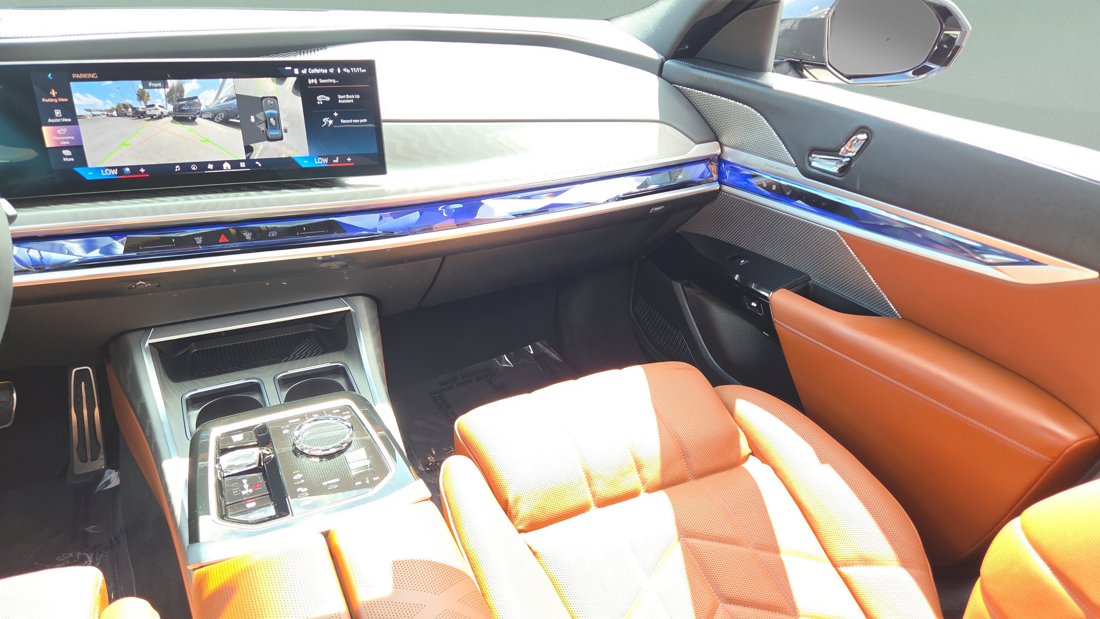 Certified 2025 BMW 760i xDrive w/ Executive Package AWD/4WD image 13