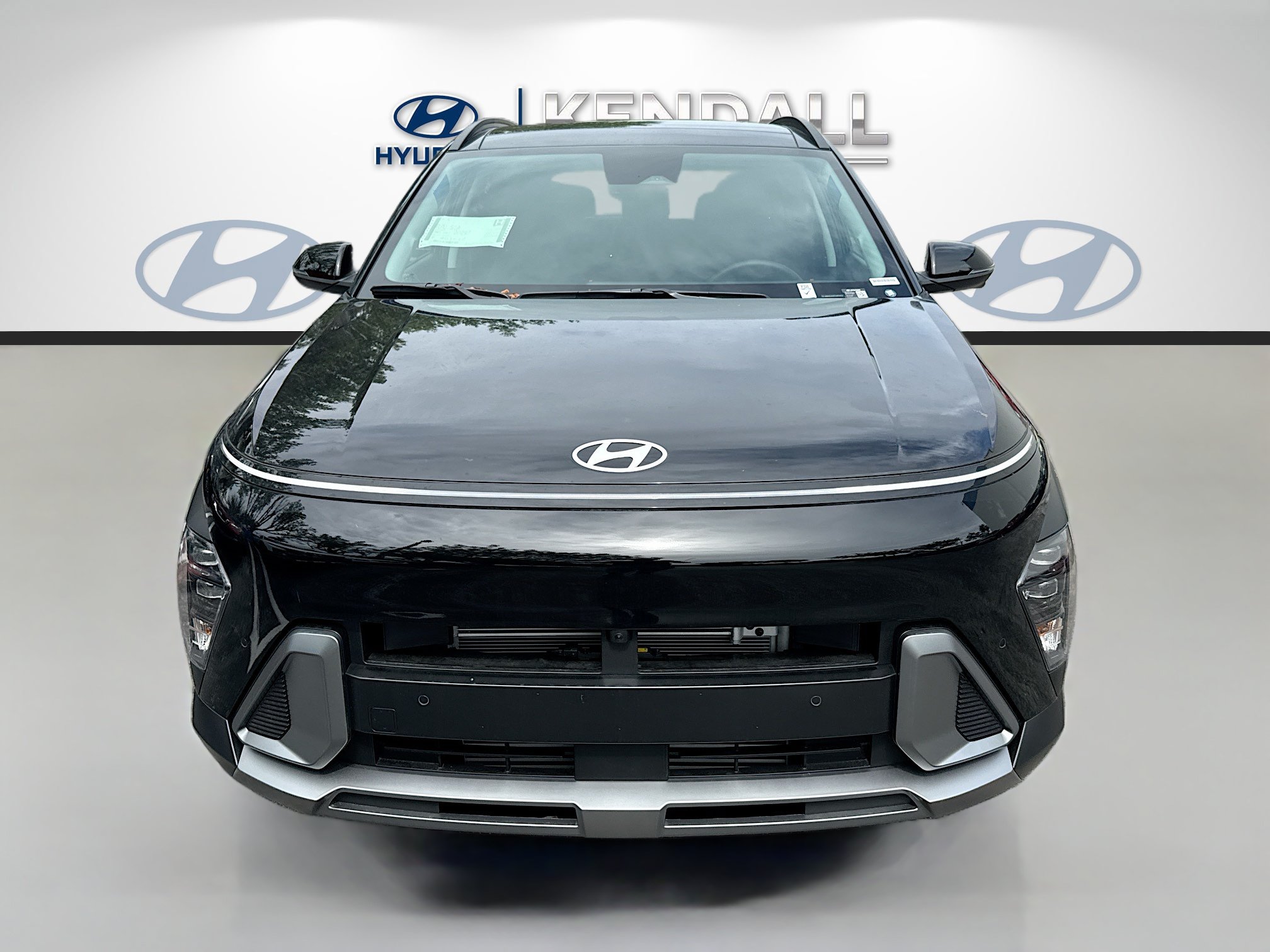 New 2026 Hyundai Kona Limited FWD image 2